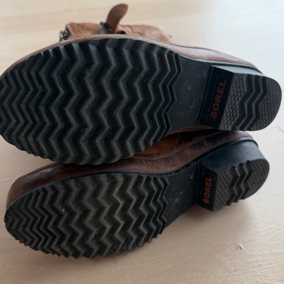 Sorel - Picture 9 of 11